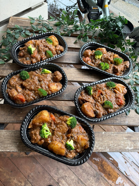 和牛すじ肉のビーフシチュー
