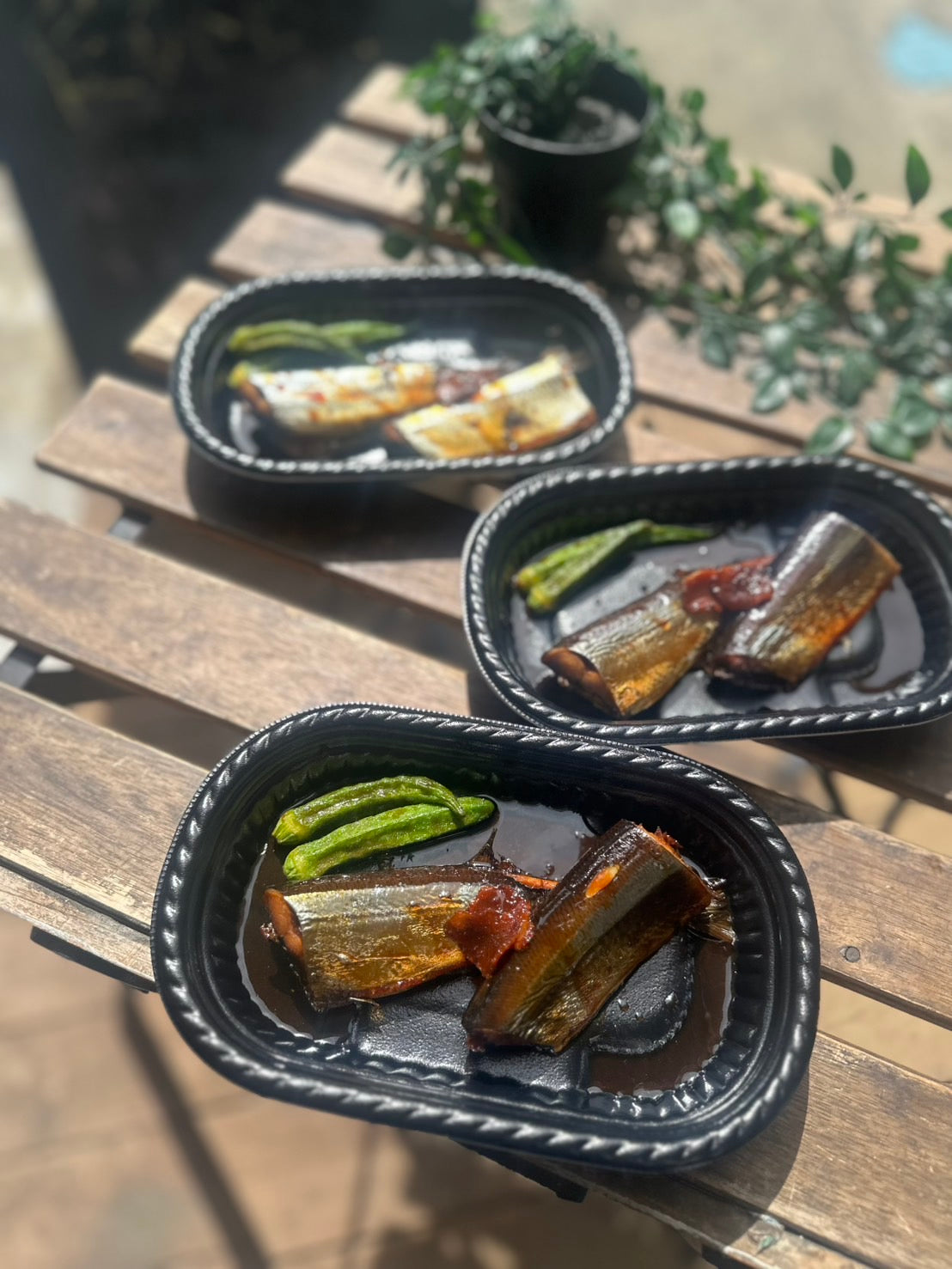 骨まで食べられる秋刀魚の生姜煮