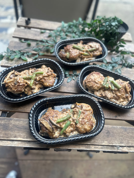 ハンバーグ きのこクリームソース