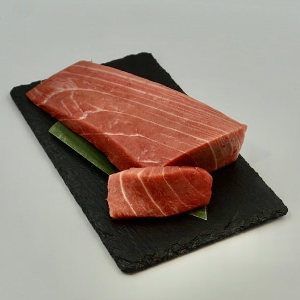 天然生本マグロ(中トロ)1切