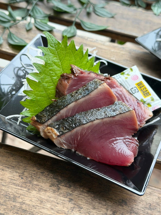 カツオのたたきとは？千葉・勝浦の「釣りカツオ」を豊洲直送で