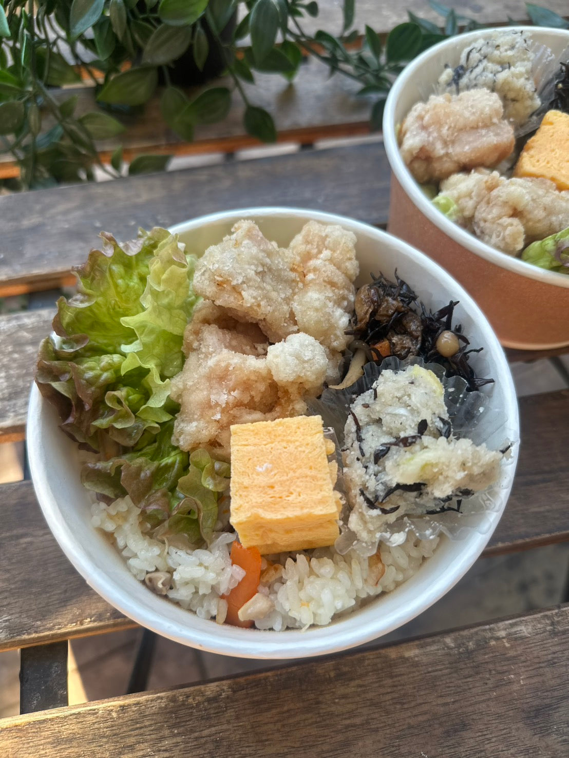 日替わりランチBOX   信玄鶏の炊きおこわと唐揚げ