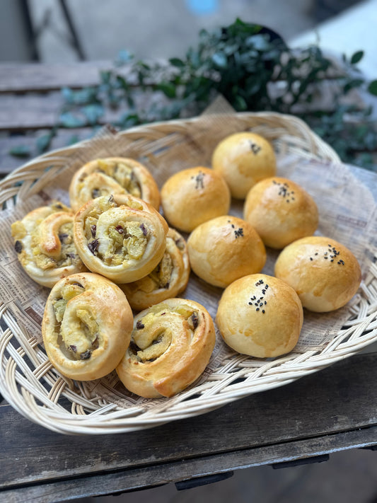 さつまいもレーズンロール