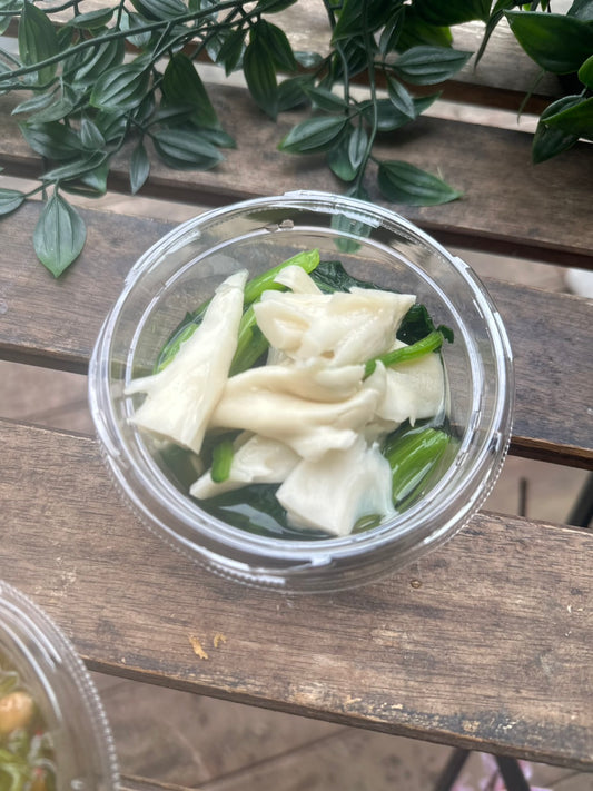 ほうれん草と白舞茸のおひたし