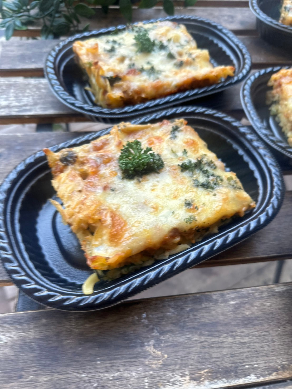 ほうれん草とマカロニのミートソースグラタン