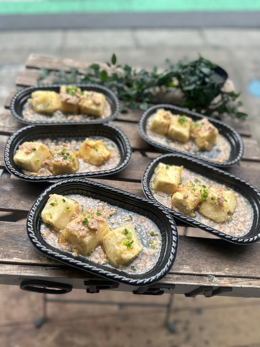 揚げ出し豆腐のマグロそぼろあんかけ