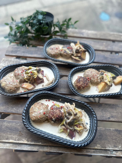 クリーム煮込みハンバーグ