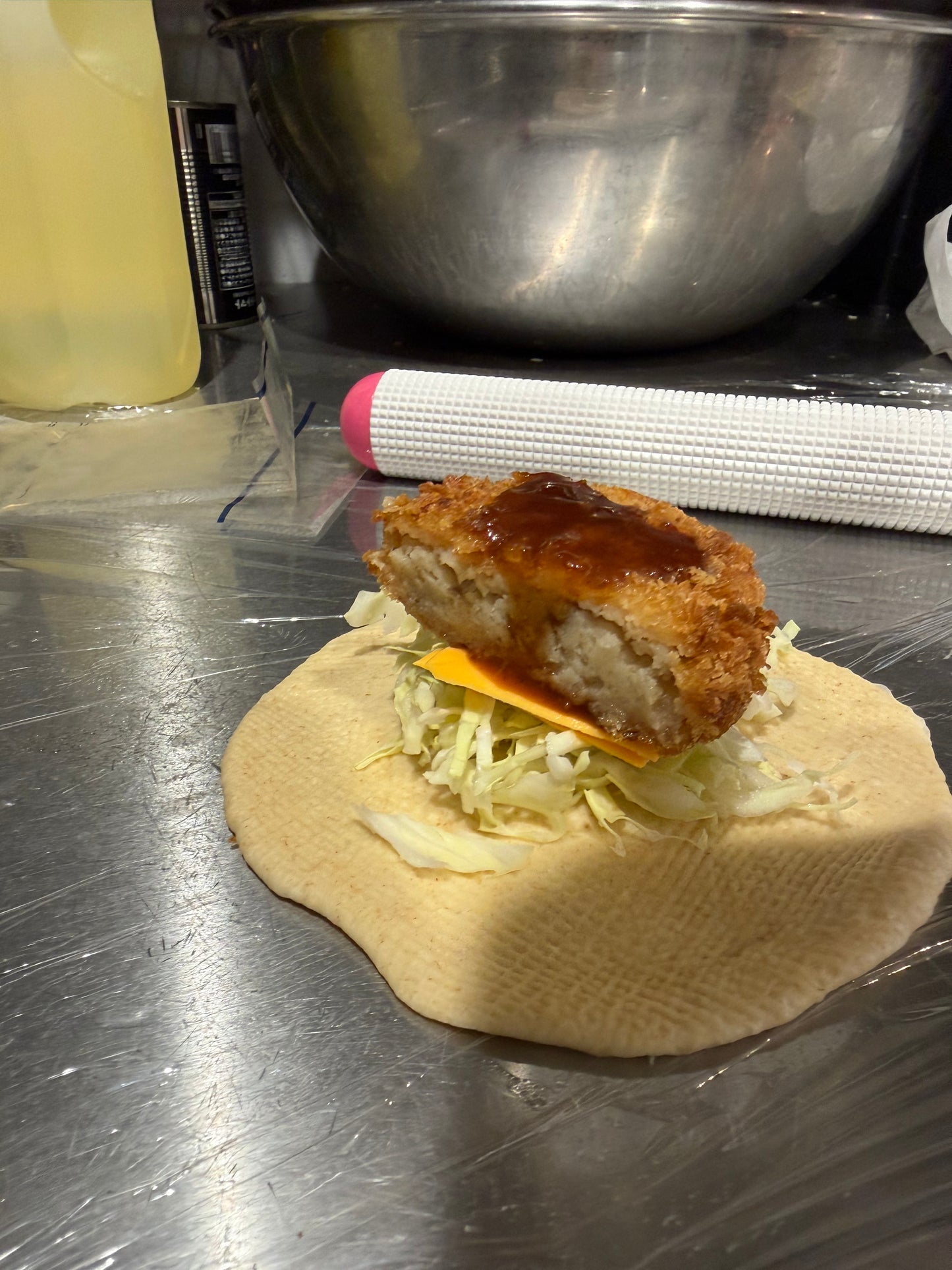 クローズドコロッケバーガー