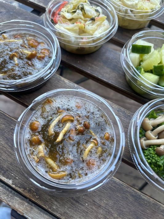 なめこのもずく酢