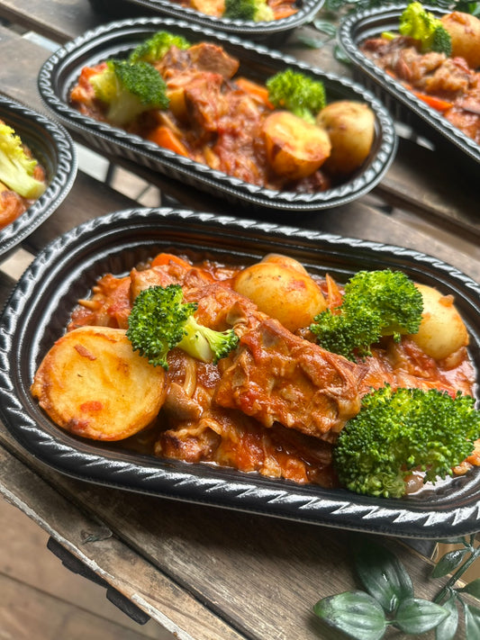 和牛すじ肉トマト煮込み