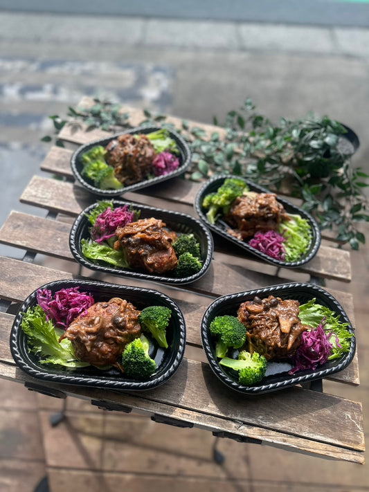 ハンバーグ　きのこデミソース