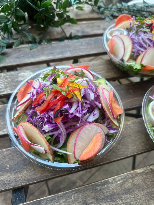 本日のカラフルサラダ