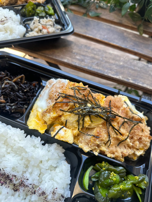 日替わり幕内弁当　チキンカツ煮
