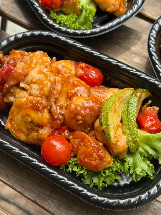 鶏むね肉とミニトマトのガーリック炒め