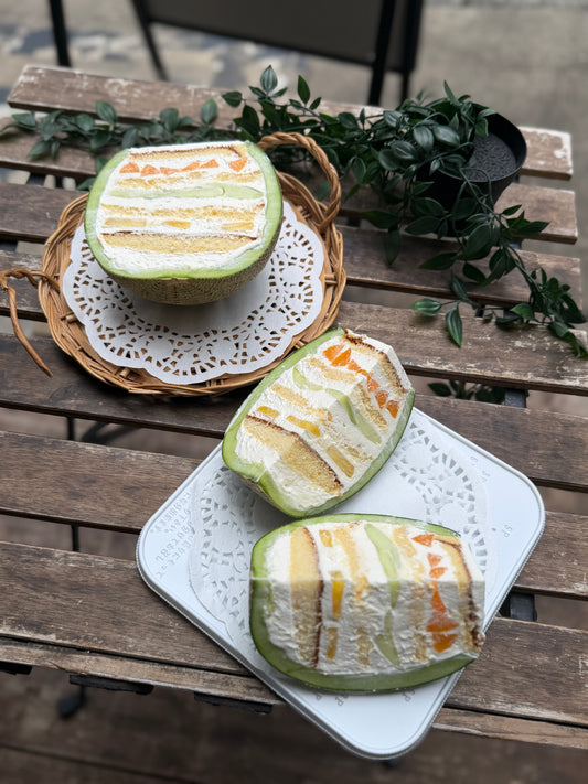 【予約商品】丸ごとメロンケーキ