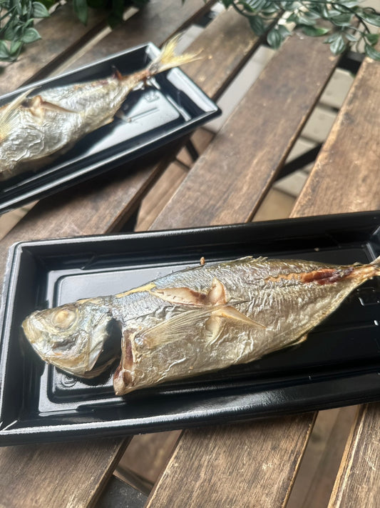 アジの塩焼き